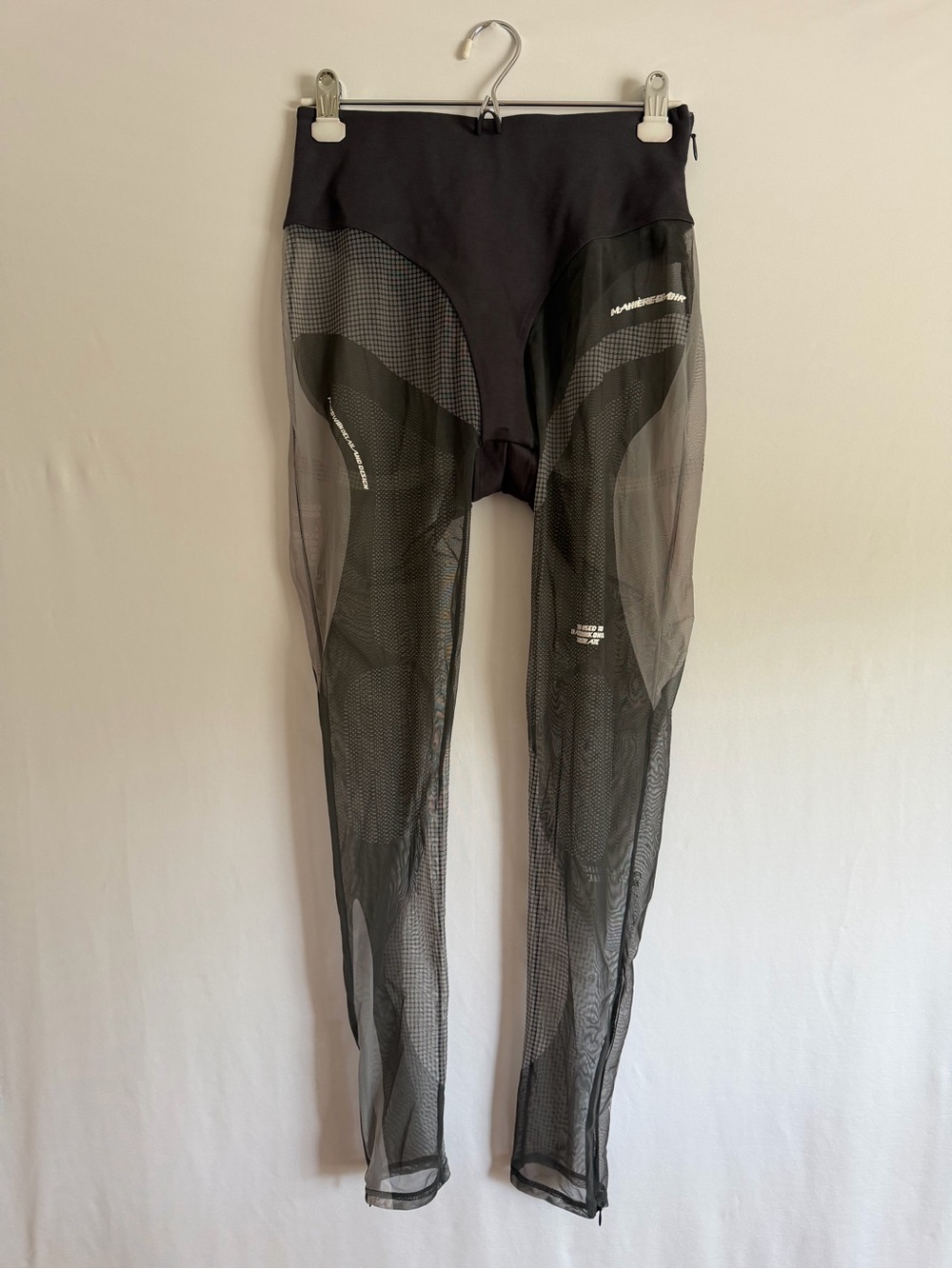 Maniere de Voir Mesh Athletic Leggings Size 8 NWT